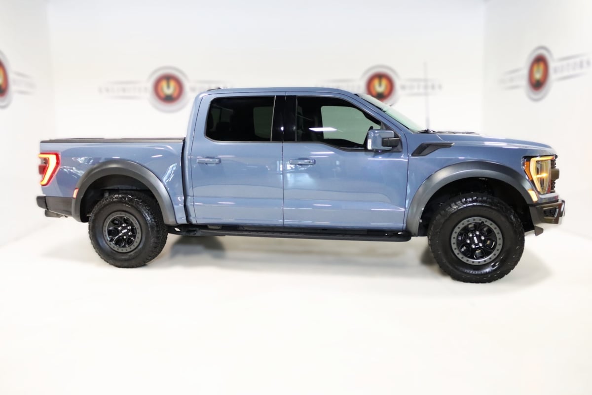 2023 Ford F-150 Raptor photo 2