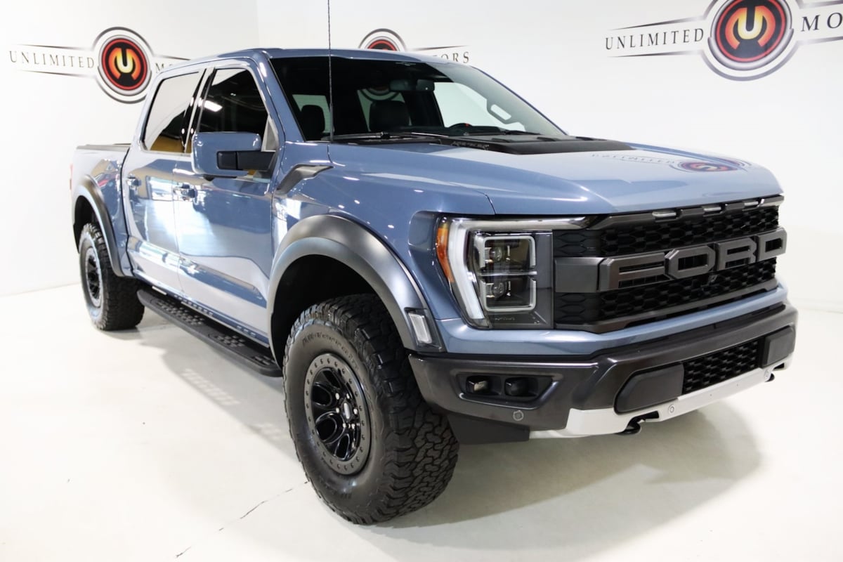 2023 Ford F-150 Raptor photo 4