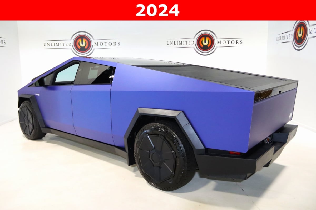 2024 Tesla Cybertruck Base