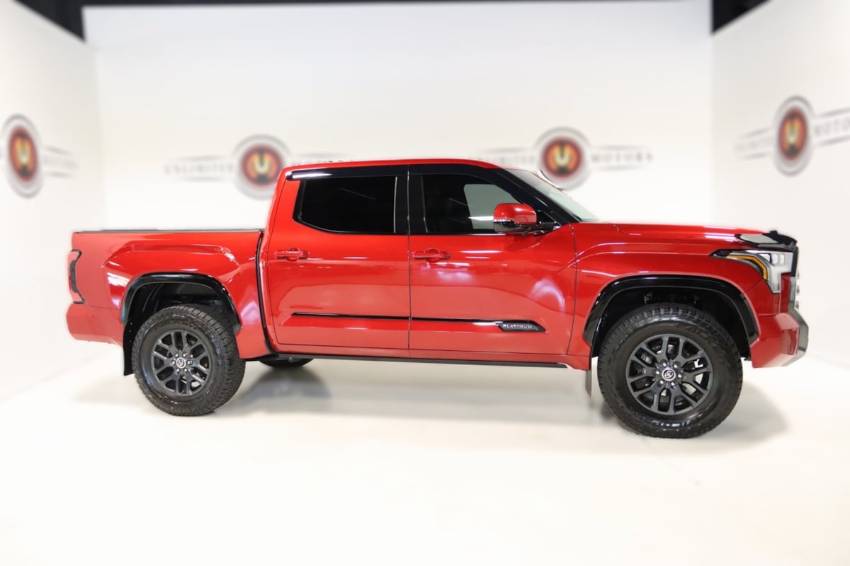 2022 Toyota Tundra Platinum photo 3