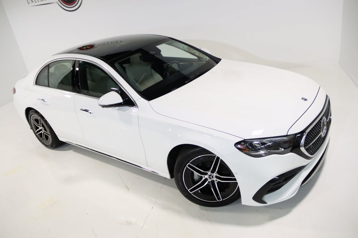 2025 Mercedes-Benz E-Class E350 - Photo 6