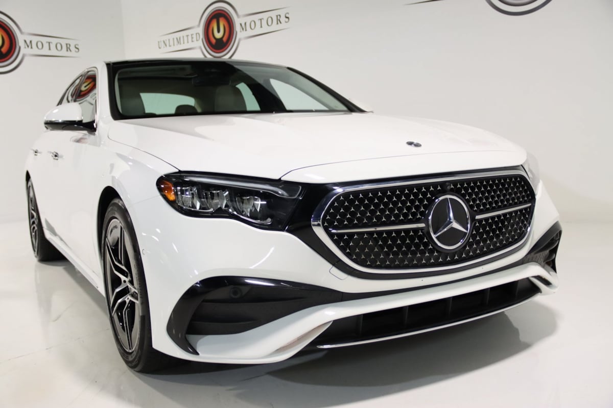 2025 Mercedes-Benz E-Class E350 - Photo 26