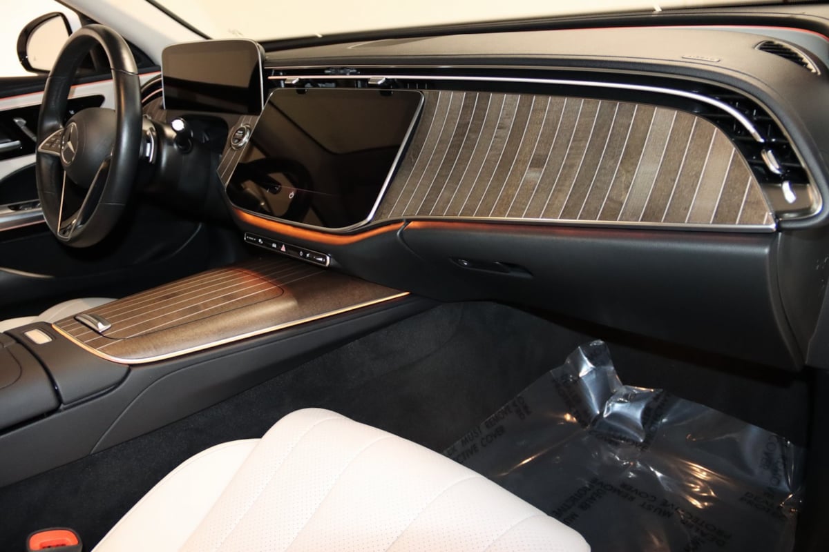 2025 Mercedes-Benz E-Class E350 - Photo 63