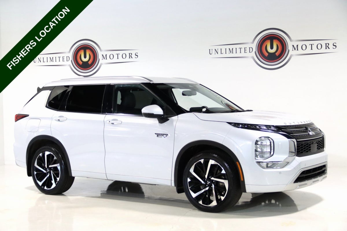 White Diamond 2024 Mitsubishi Outlander Hybrid Plug-in SUV / Crossover All-Wheel Drive Automatic