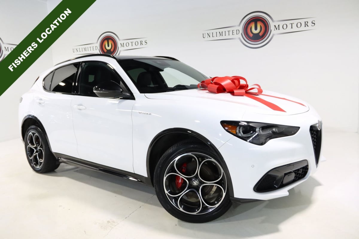 2024 Alfa Romeo Stelvio Veloce AWD's photo