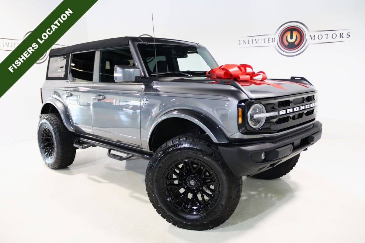 2023 Ford Bronco Outer Banks 4x4's photo