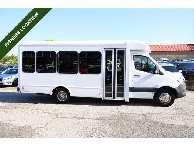Arctic White 2022 Mercedes-Benz Sprinter Cab Chassis 3500XD 170 RWD Van 4X2 Automatic