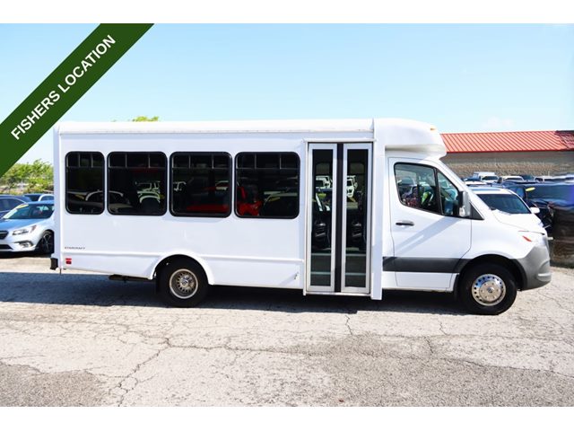 Arctic White 2022 Mercedes-Benz Sprinter Cab Chassis Van 4X2 Automatic
