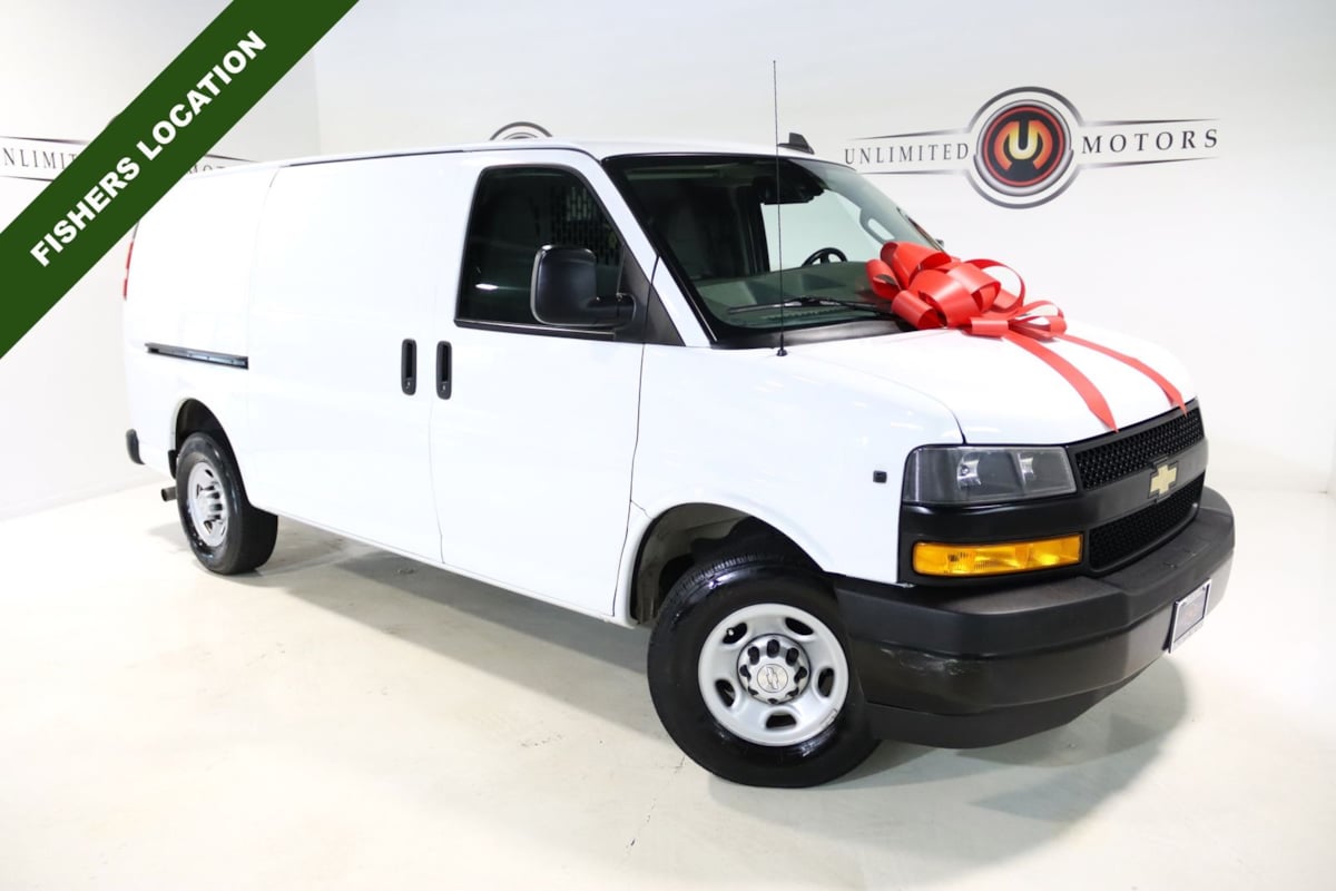 2019 Chevrolet Express 3500 Work Van HD's photo