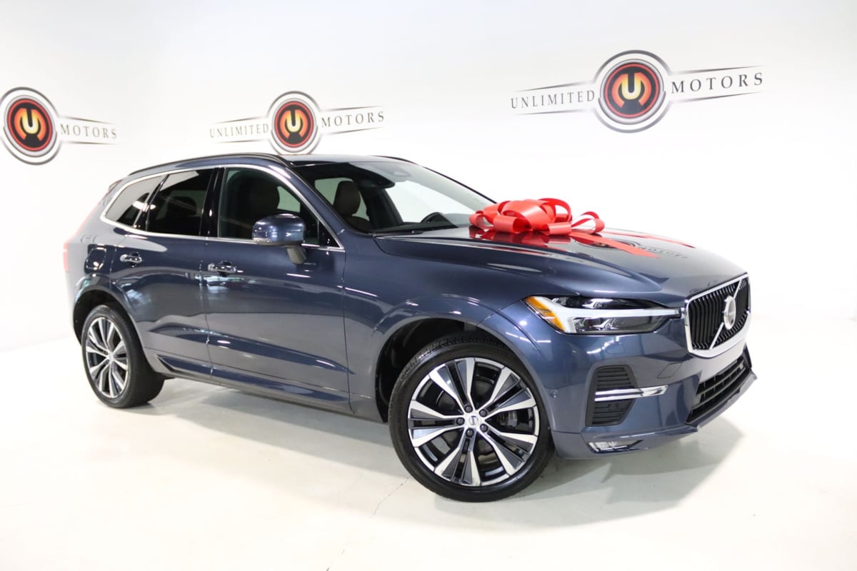 2022 Volvo XC60 Momentum