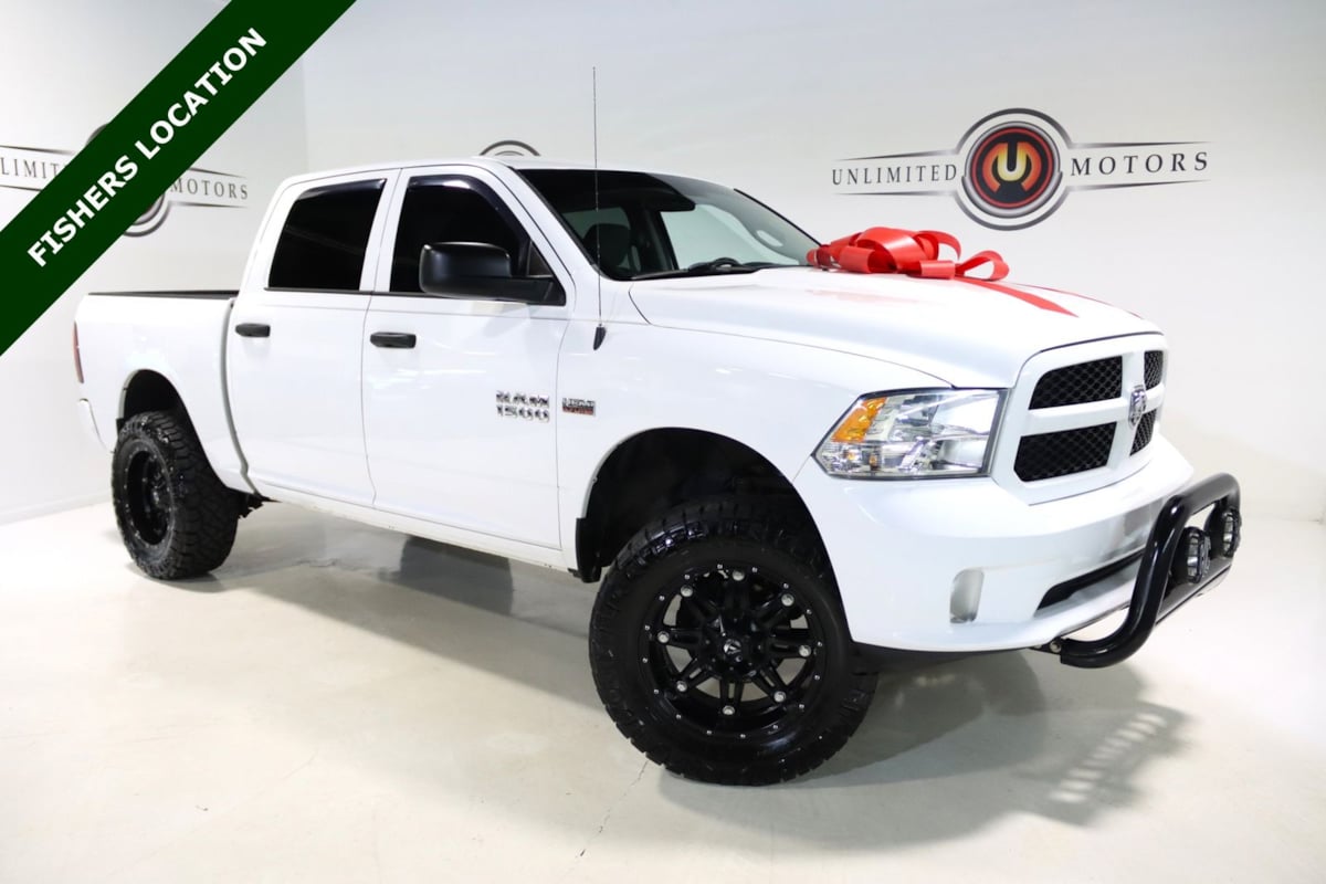 2015 RAM 1500 Express 4x4 Crew Cab's photo