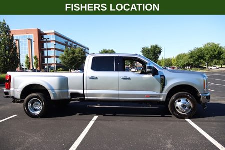 2023 Ford Super Duty F-350 DRW LARIAT