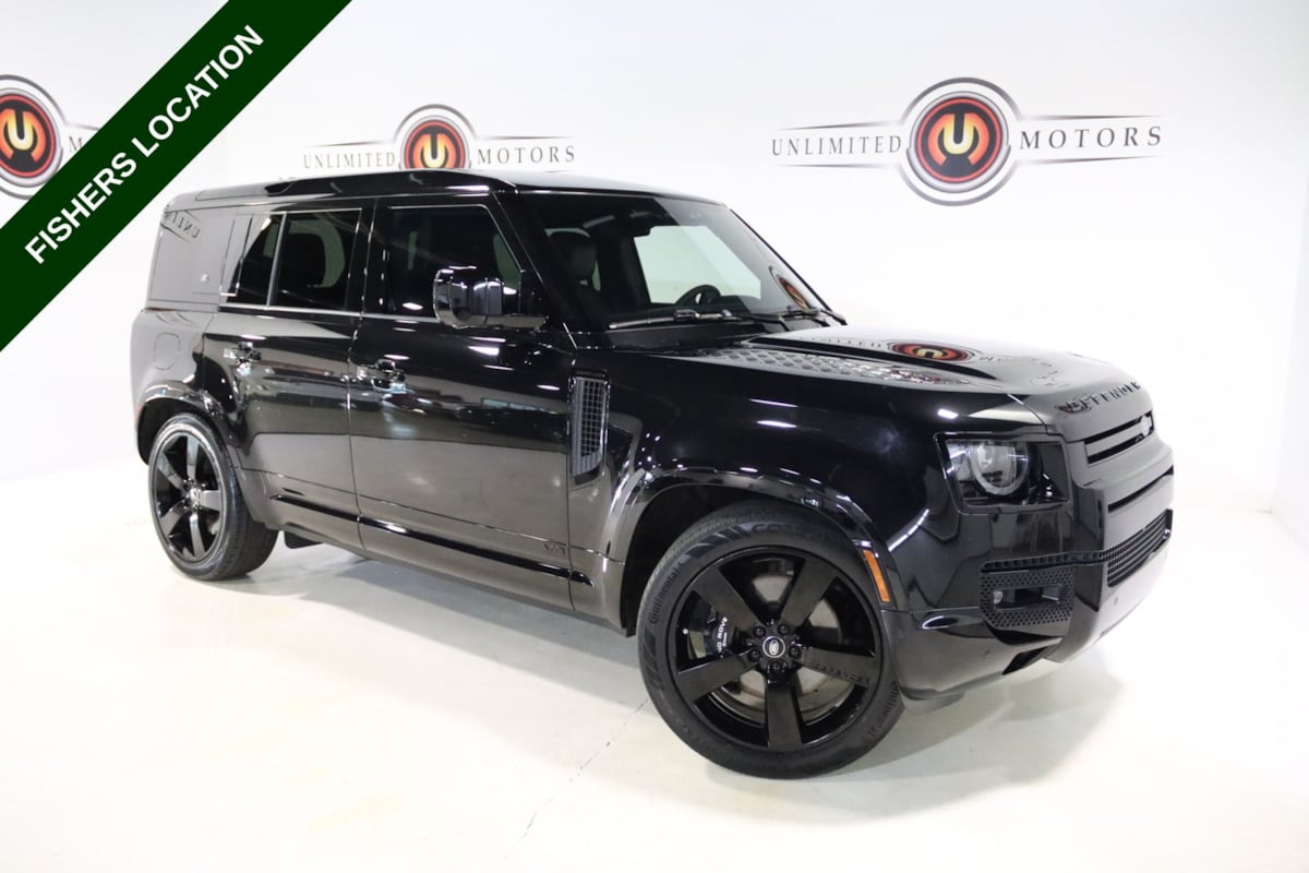 2023 Land Rover Defender V8