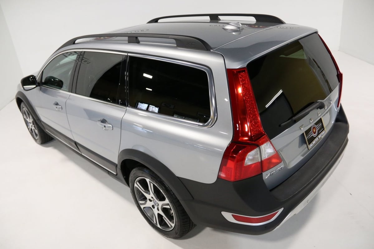 Sold 2012 Volvo XC70 3.0L T6 Premier Plus in Fishers