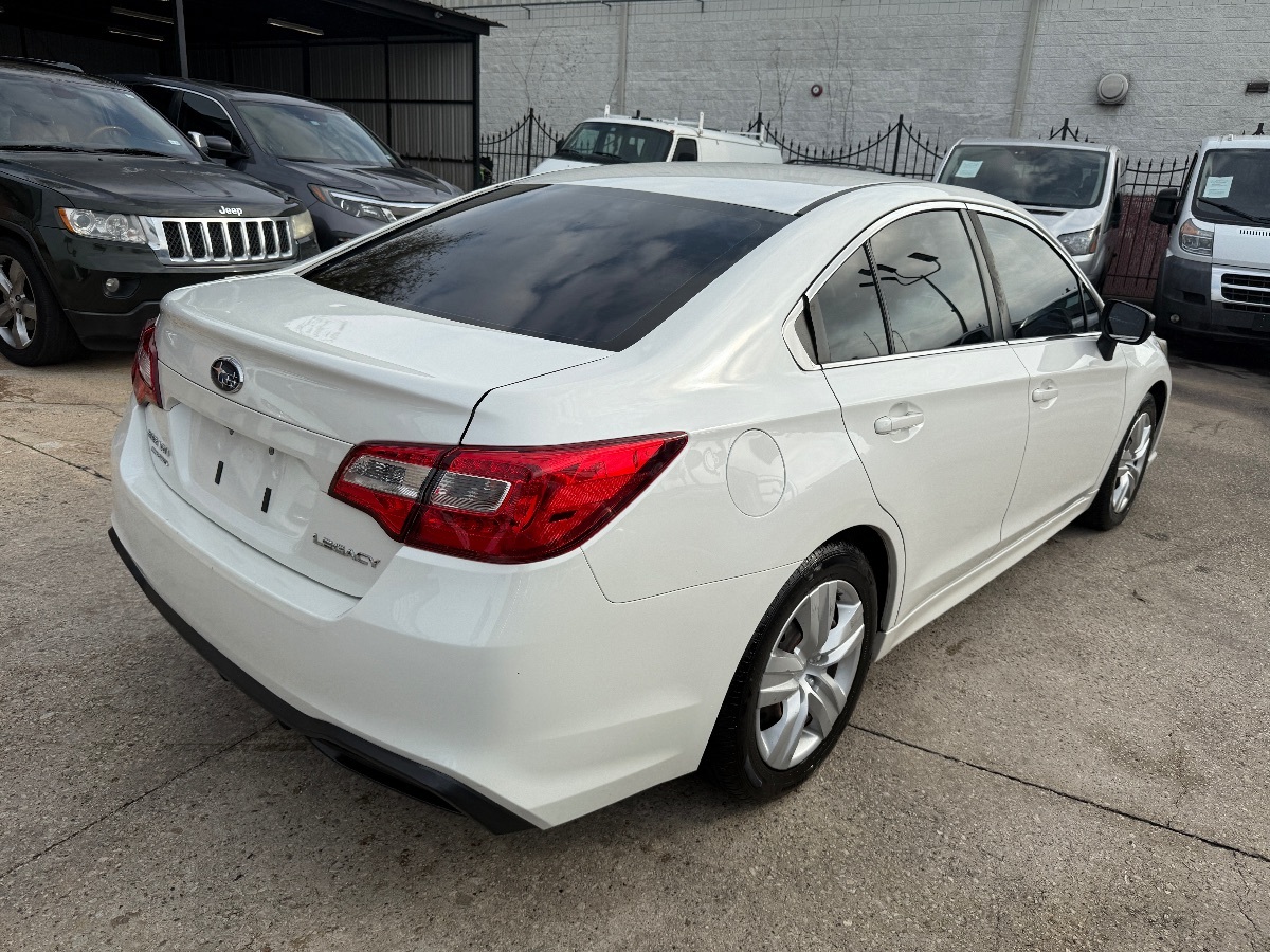 2018 Subaru Legacy 2.5i photo 4