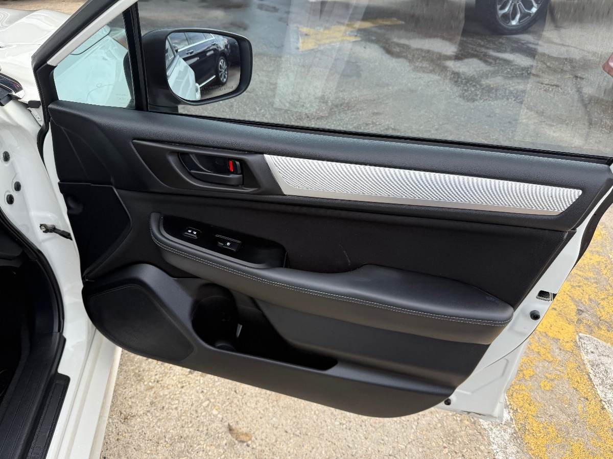 2018 Subaru Legacy 2.5i photo 13