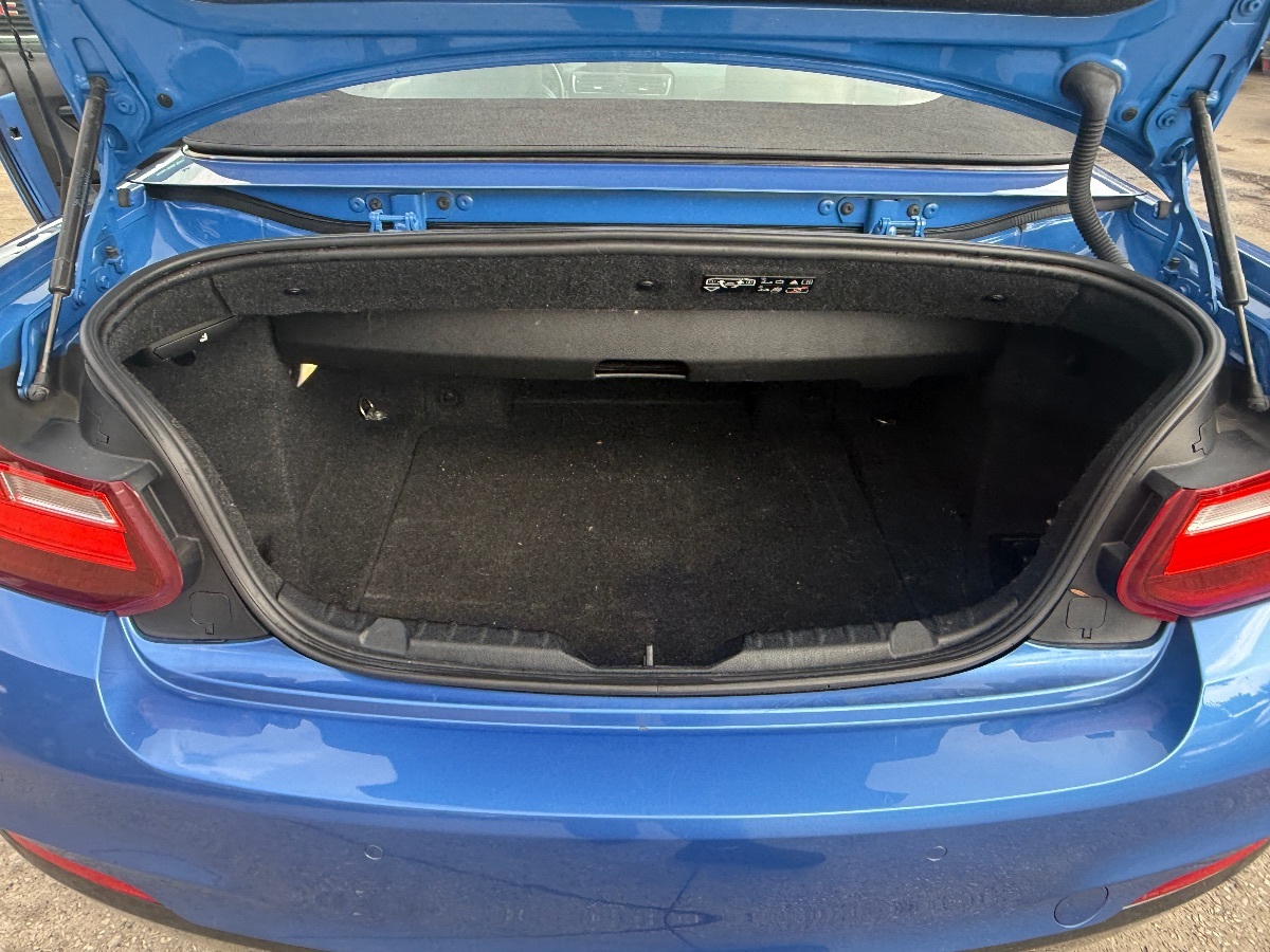 2016 BMW 2 Series M235i - Photo 12