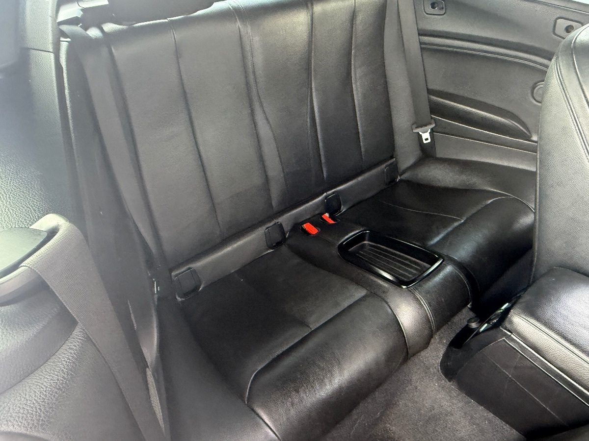 2016 BMW 2 Series M235i - Photo 18