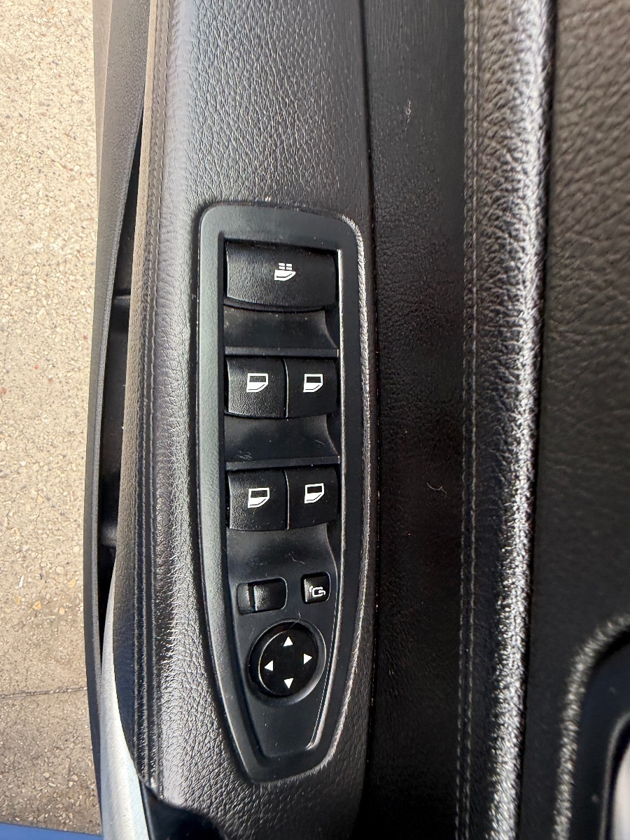 2016 BMW 2 Series M235i - Photo 19