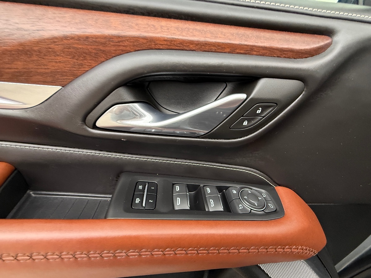 2024 GMC Yukon Denali Ultimate - Photo 22