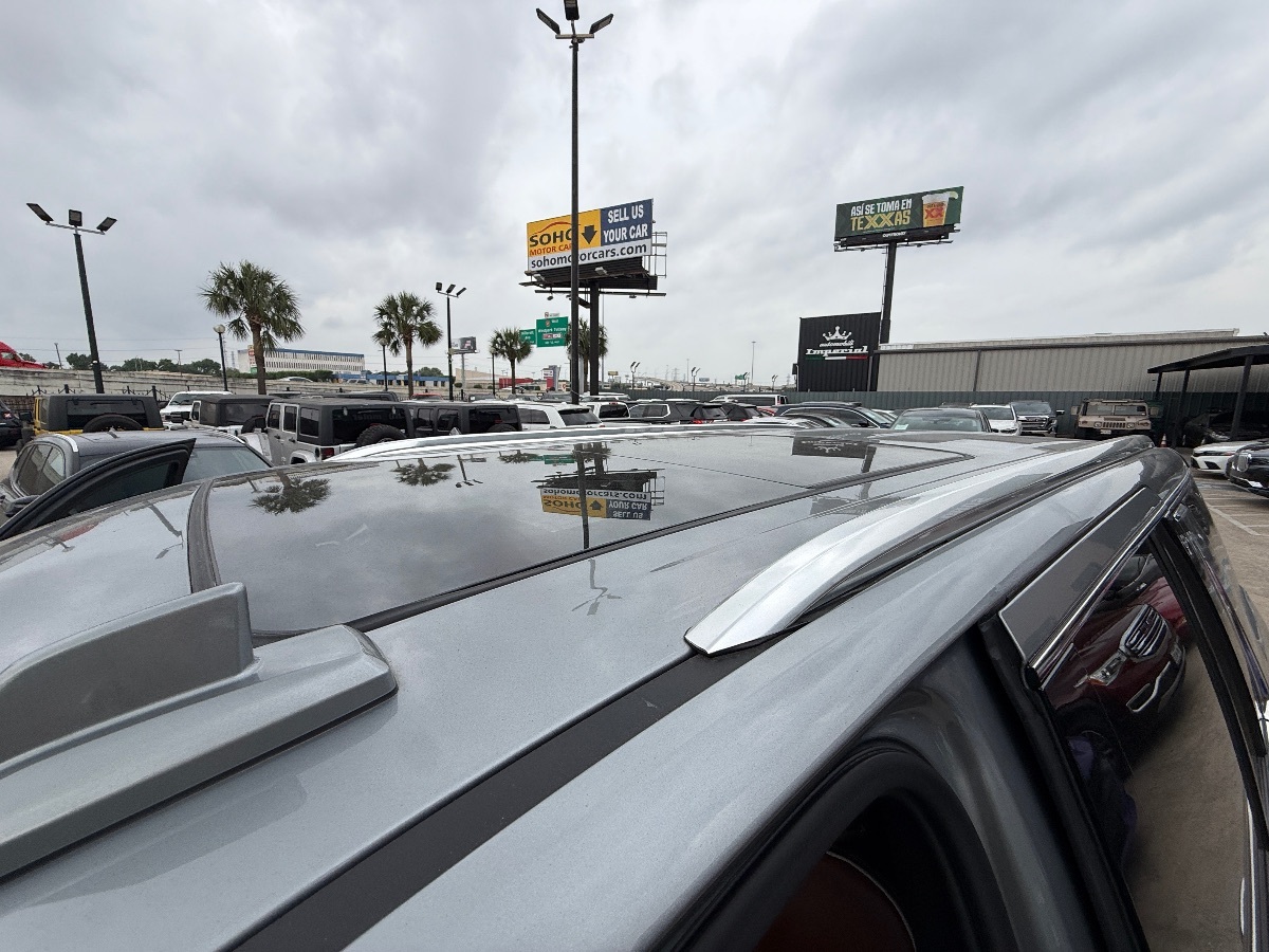 2024 GMC Yukon Denali Ultimate - Photo 28