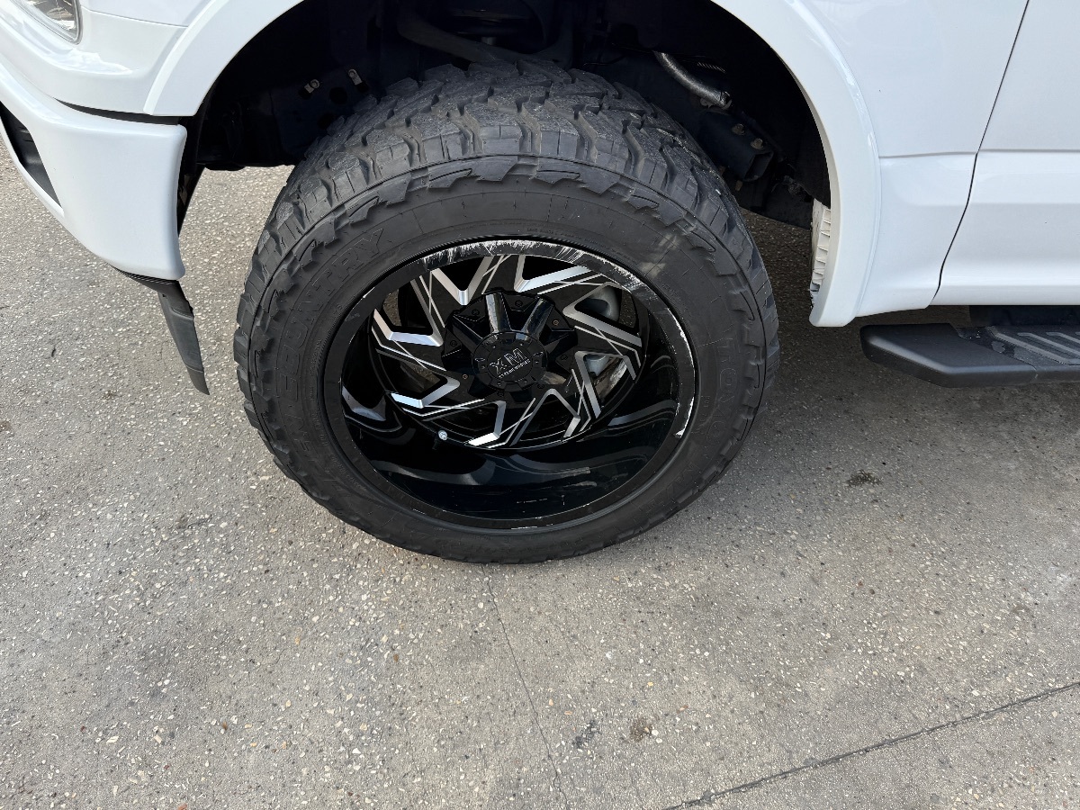 2018 Ford F-150 XLT - Photo 12