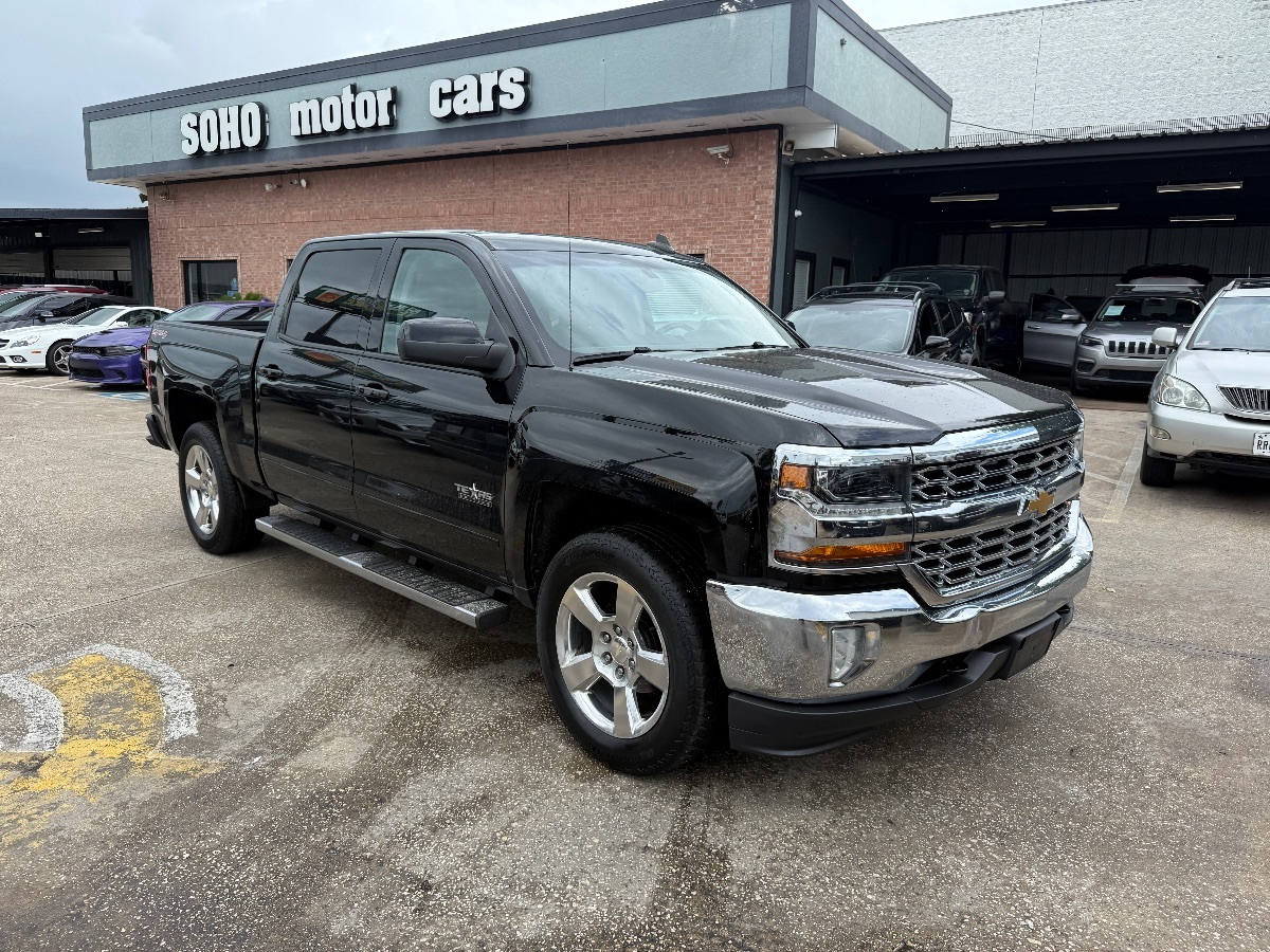 2017 Chevrolet Silverado 1500 LT Texas Edition photo 3