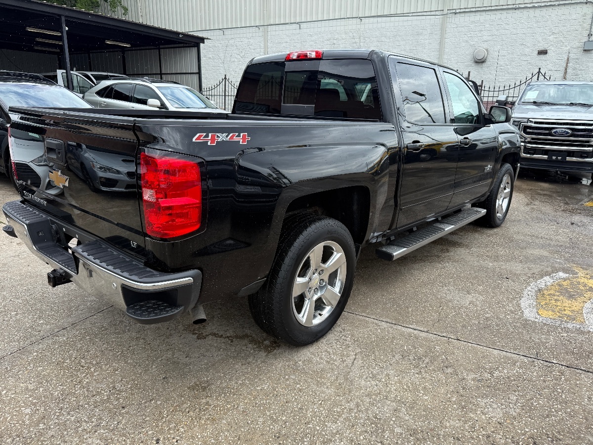 2017 Chevrolet Silverado 1500 LT Texas Edition photo 4