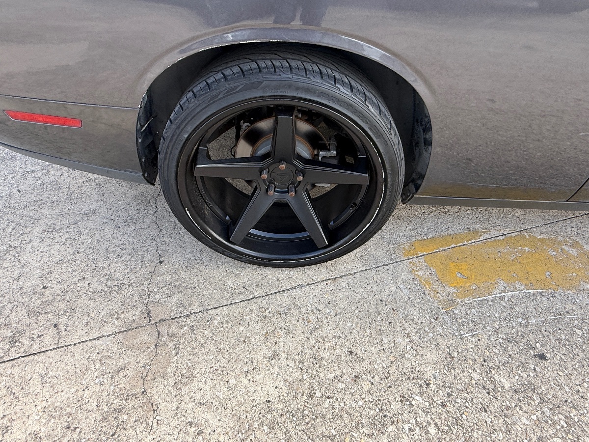 2019 Dodge Challenger SXT photo 8