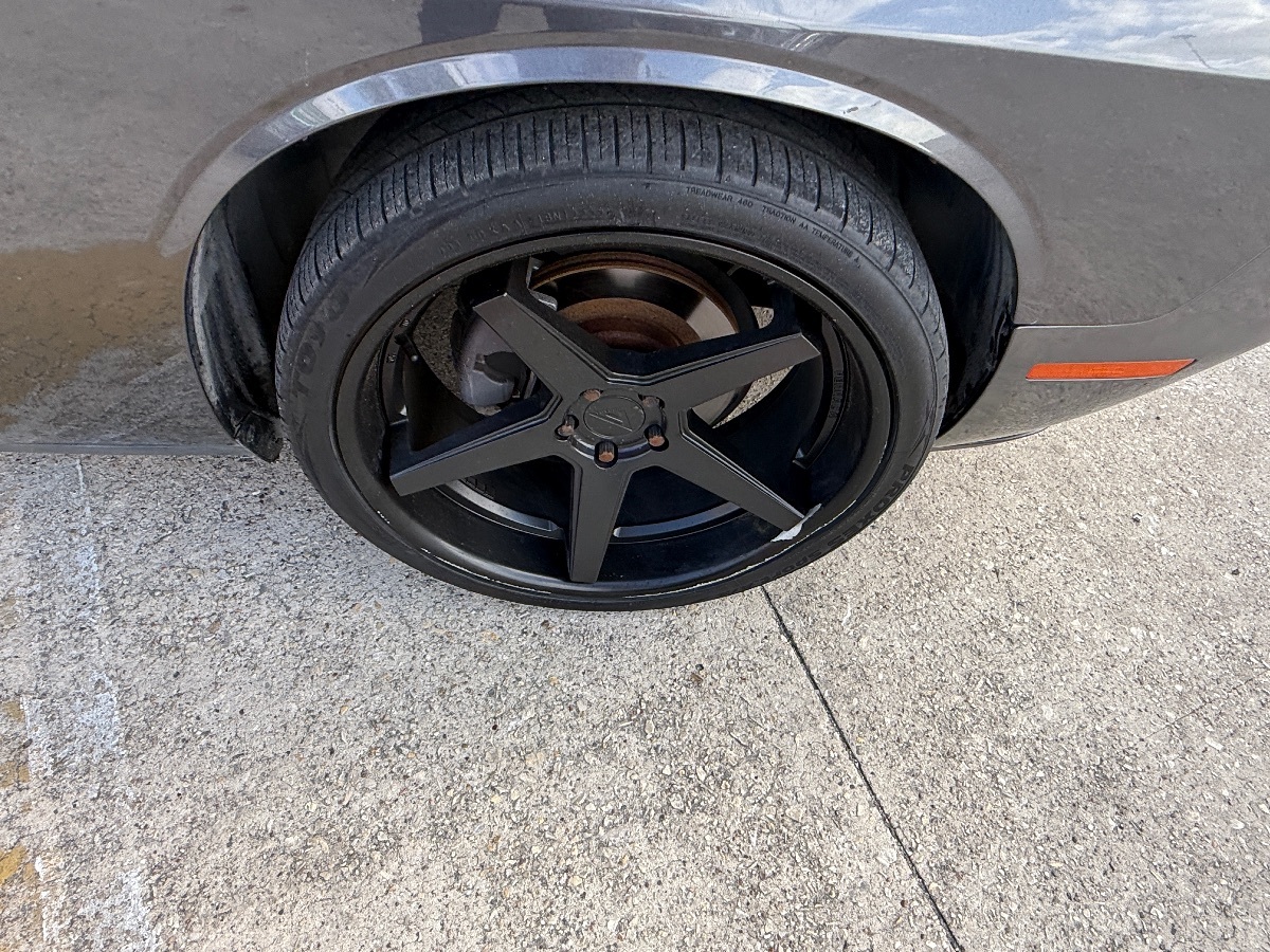 2019 Dodge Challenger SXT photo 9