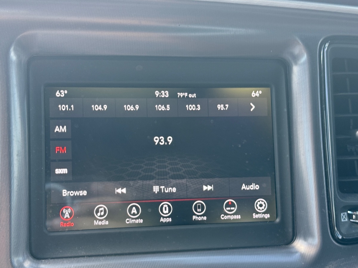 2019 Dodge Challenger SXT photo 22