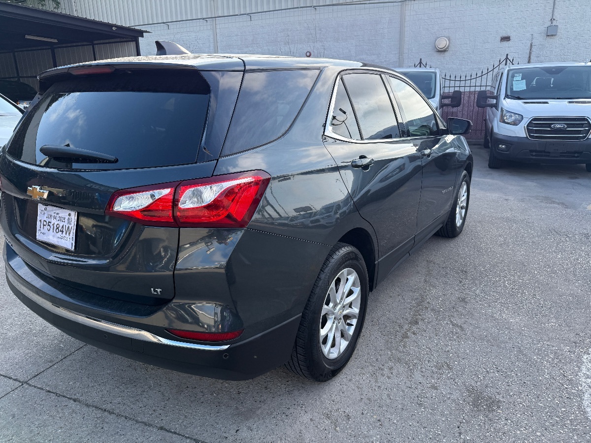 2020 Chevrolet Equinox LT photo 4
