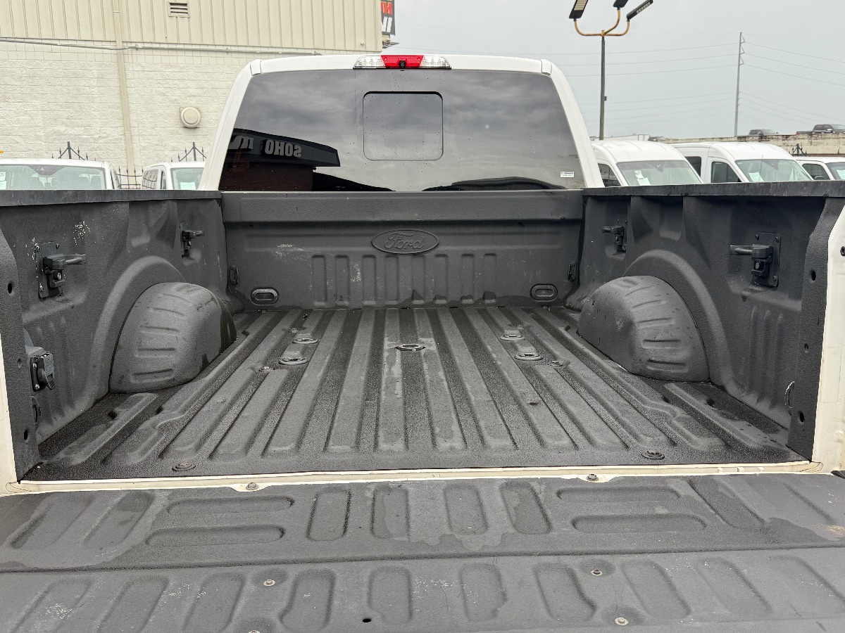 2019 Ford F-350 Platinum photo 7