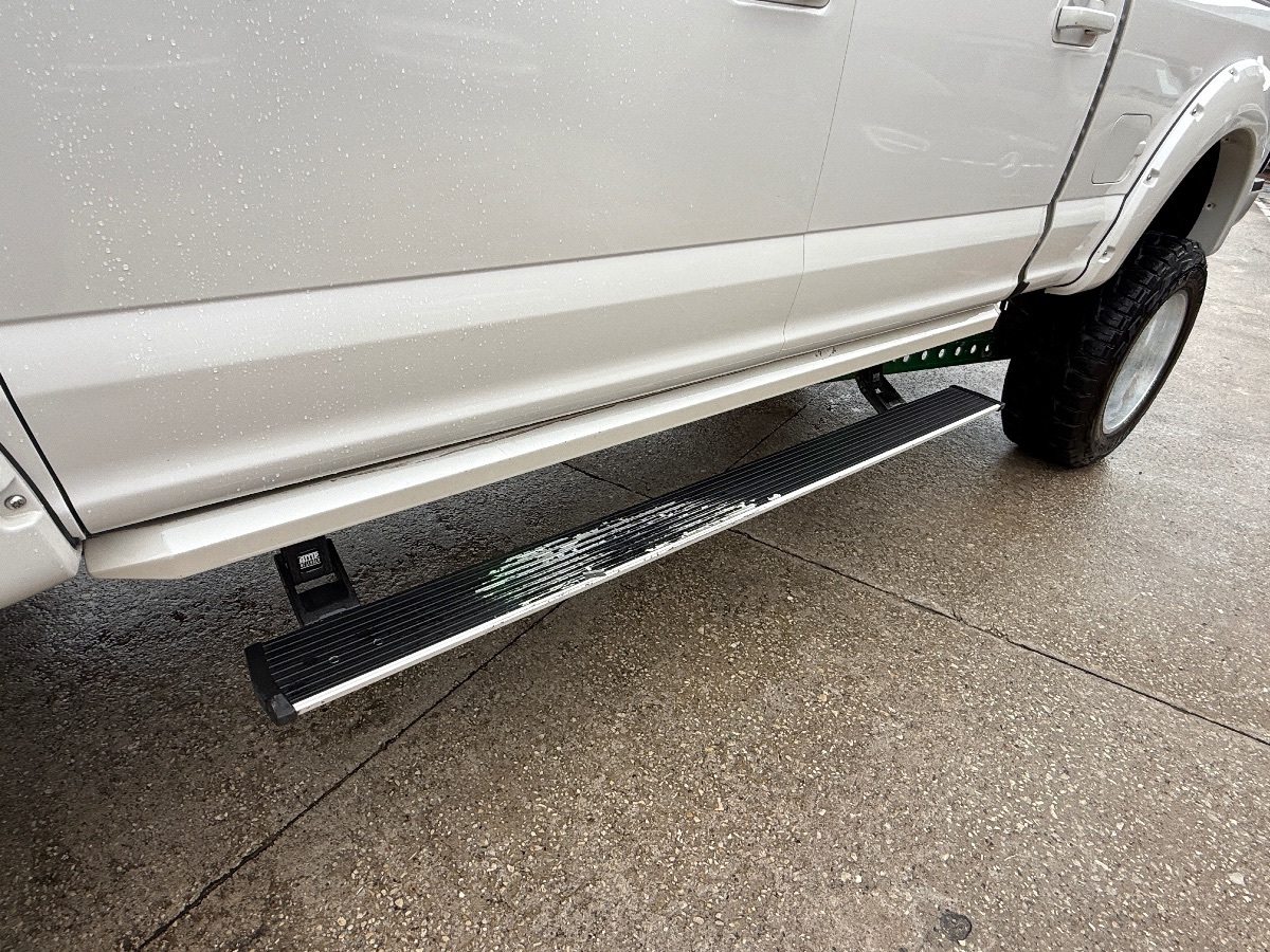 2019 Ford F-350 Platinum photo 12