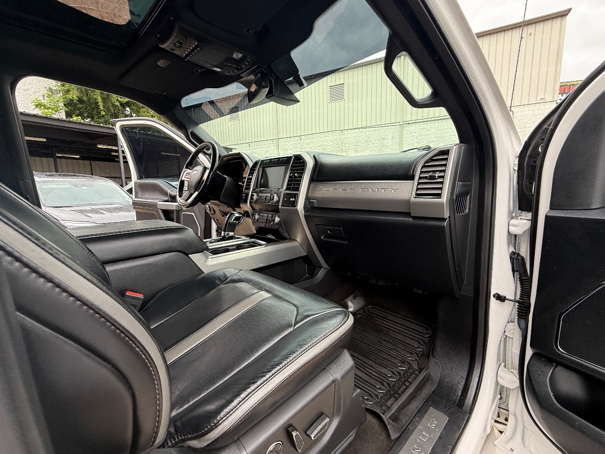 2019 Ford F-350 Platinum photo 23