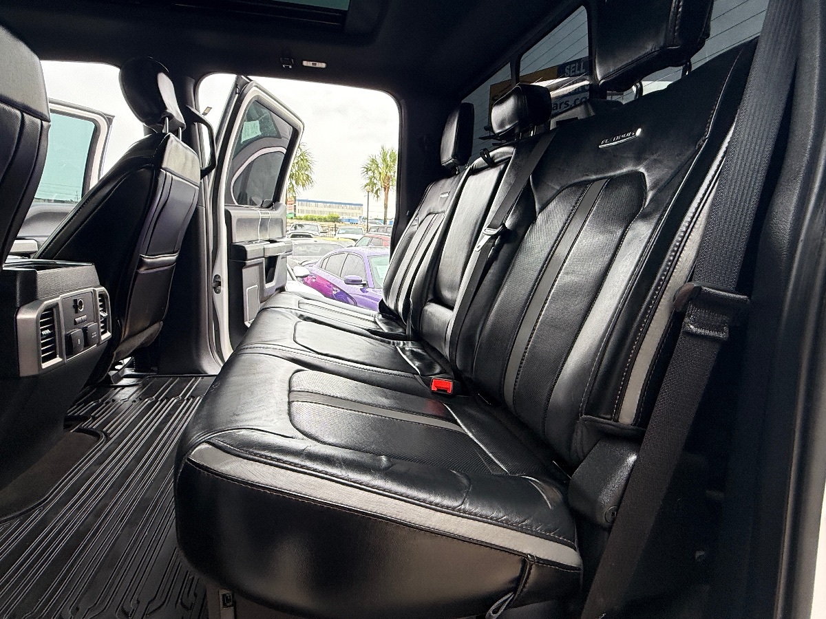 2019 Ford F-350 Platinum photo 29