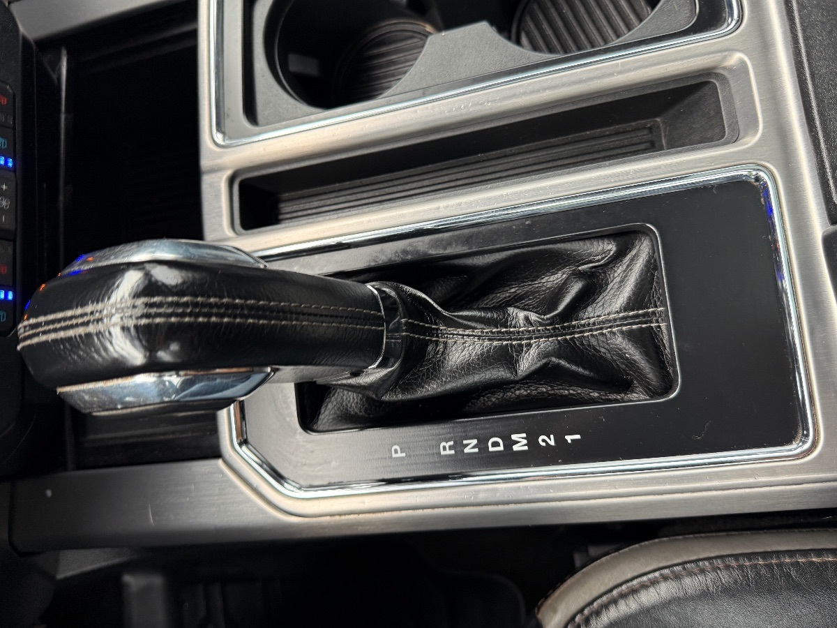 2019 Ford F-350 Platinum photo 42