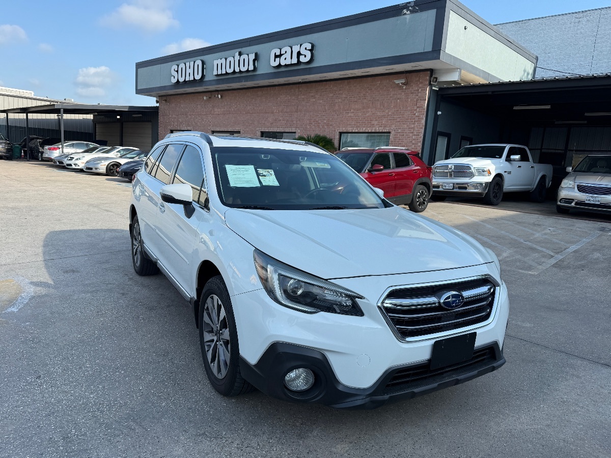 2019 Subaru Outback 2.5i Touring photo 2