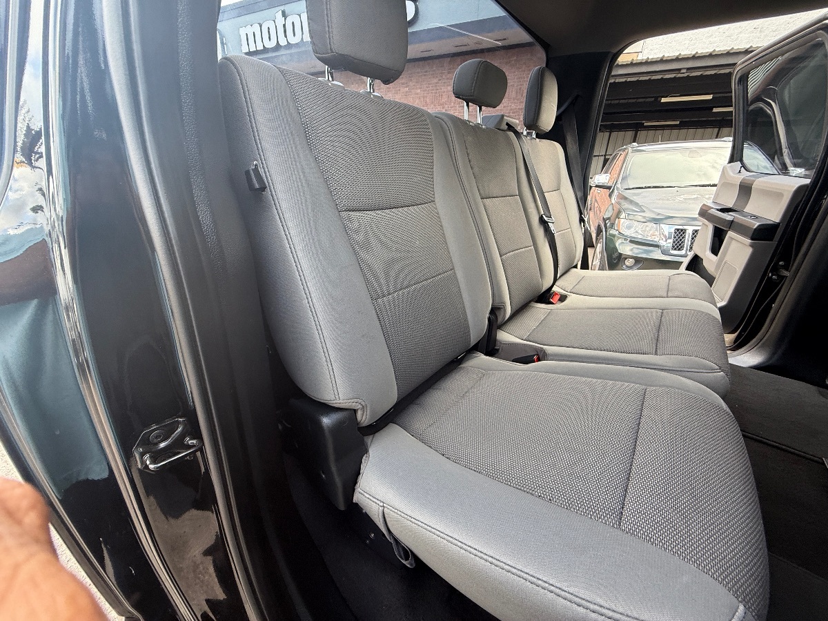 2020 Ford F-250 XL photo 16