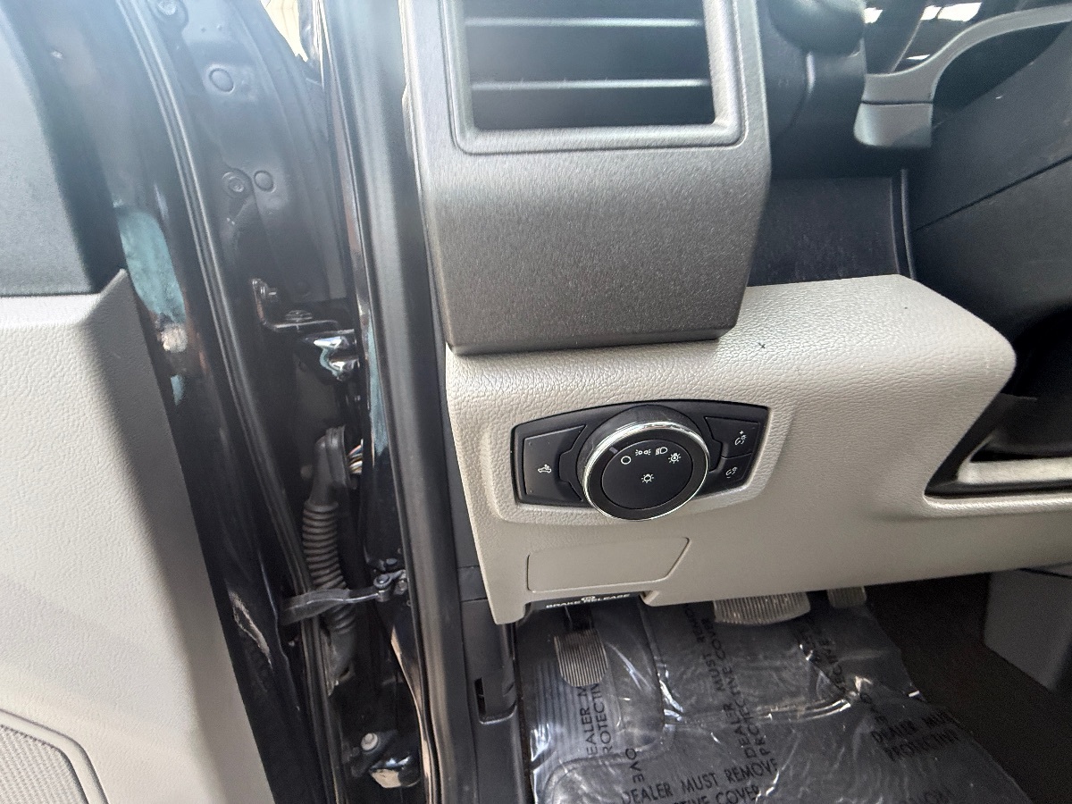2020 Ford F-250 XL photo 19