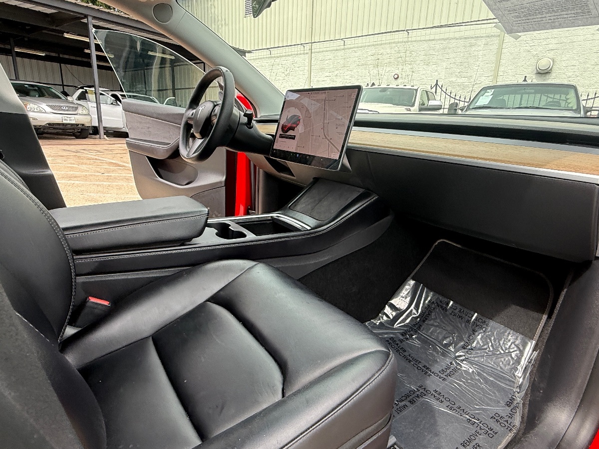 2022 Tesla Model Y Performance photo 16