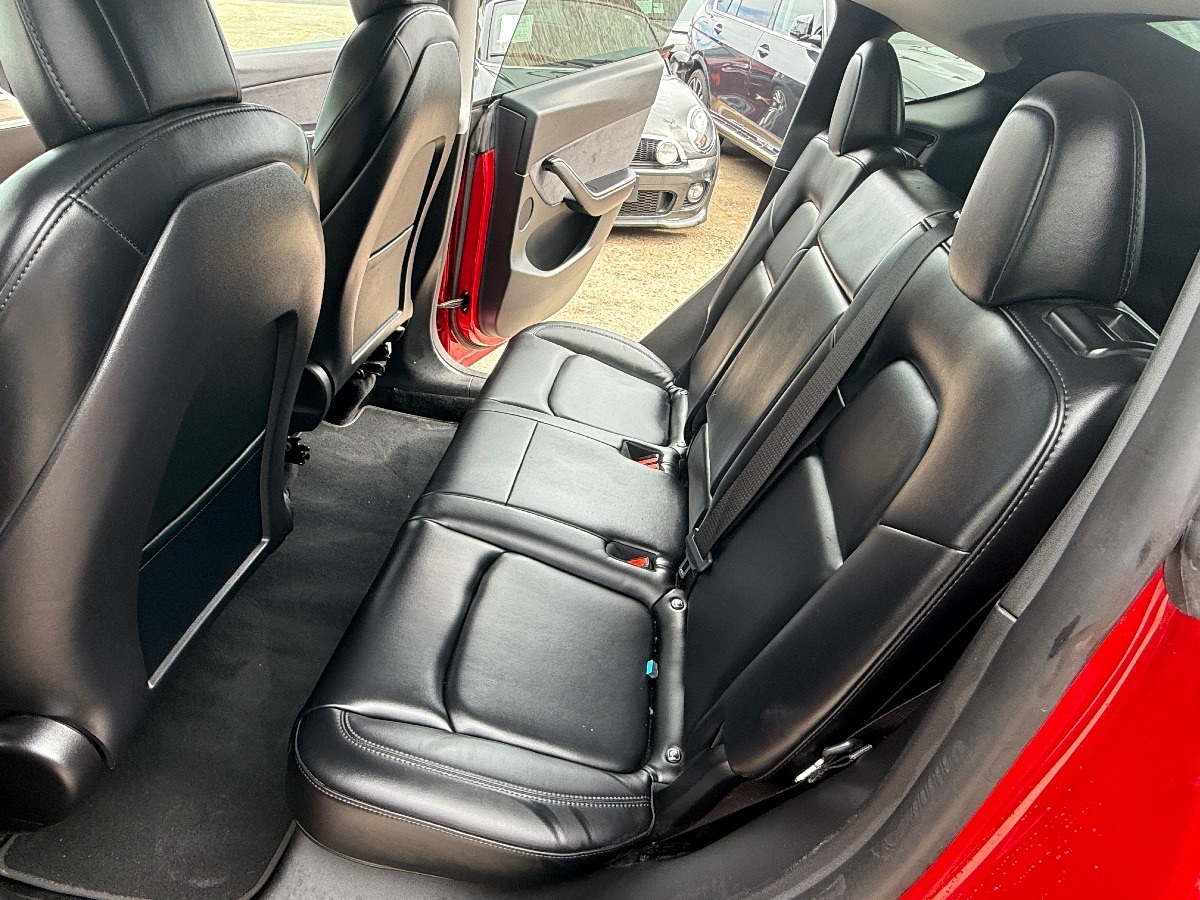 2022 Tesla Model Y Performance photo 19