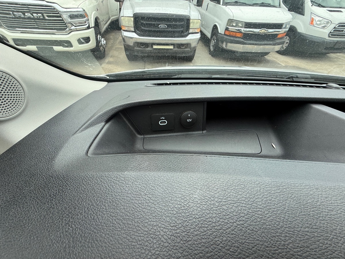 2023 Ford Transit XLT photo 20