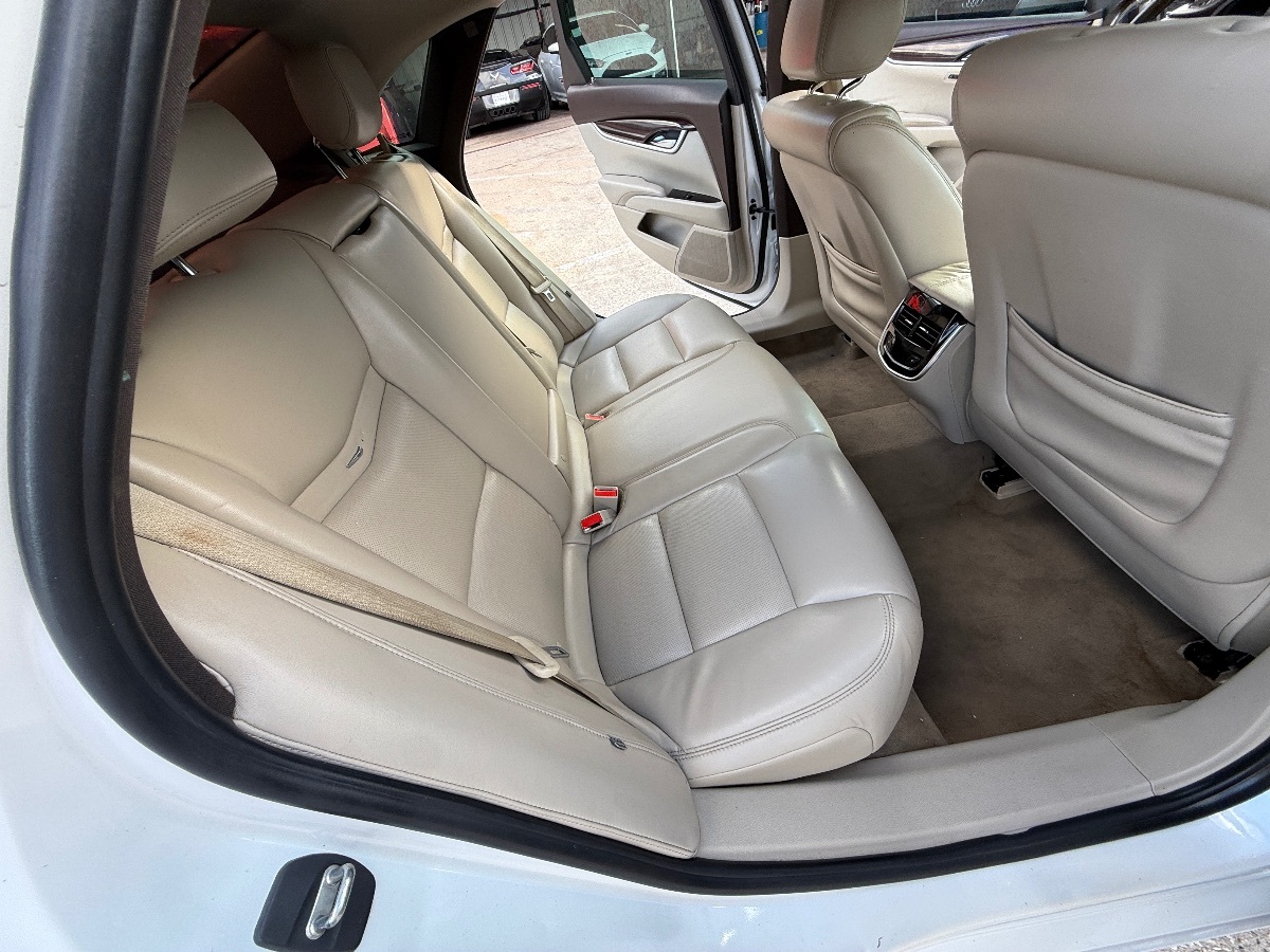 2017 Cadillac XTS Luxury photo 14