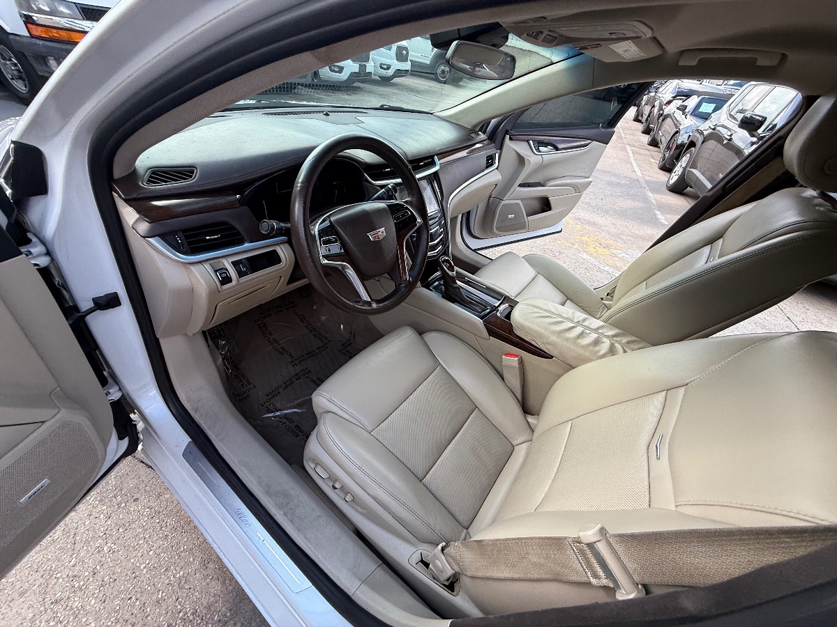 2017 Cadillac XTS Luxury photo 19