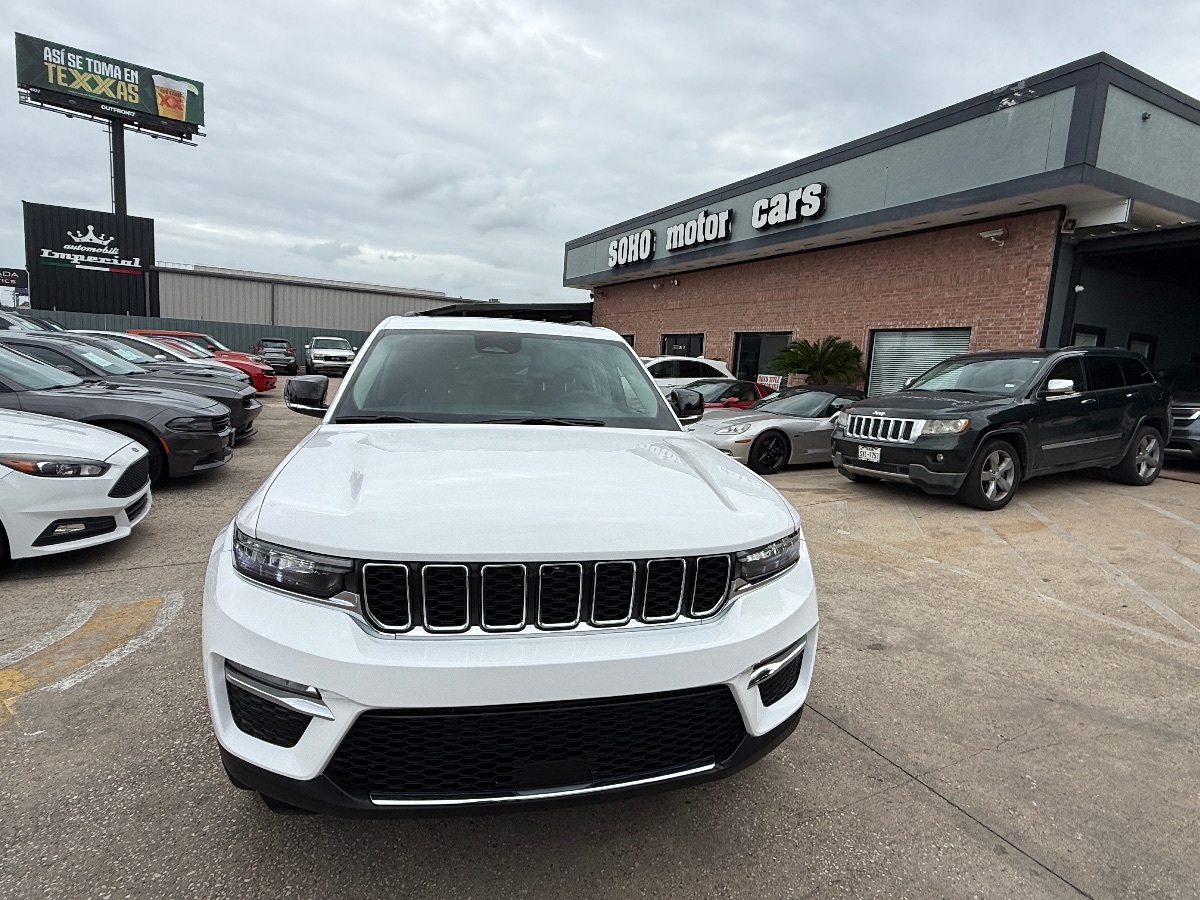 2023 Jeep Grand Cherokee 4xe photo 9