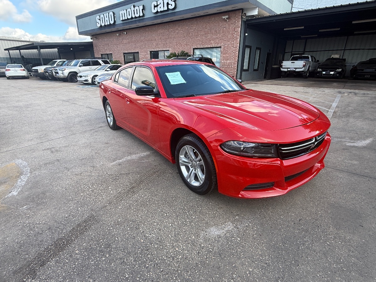 2023 Dodge Charger SXT photo 3