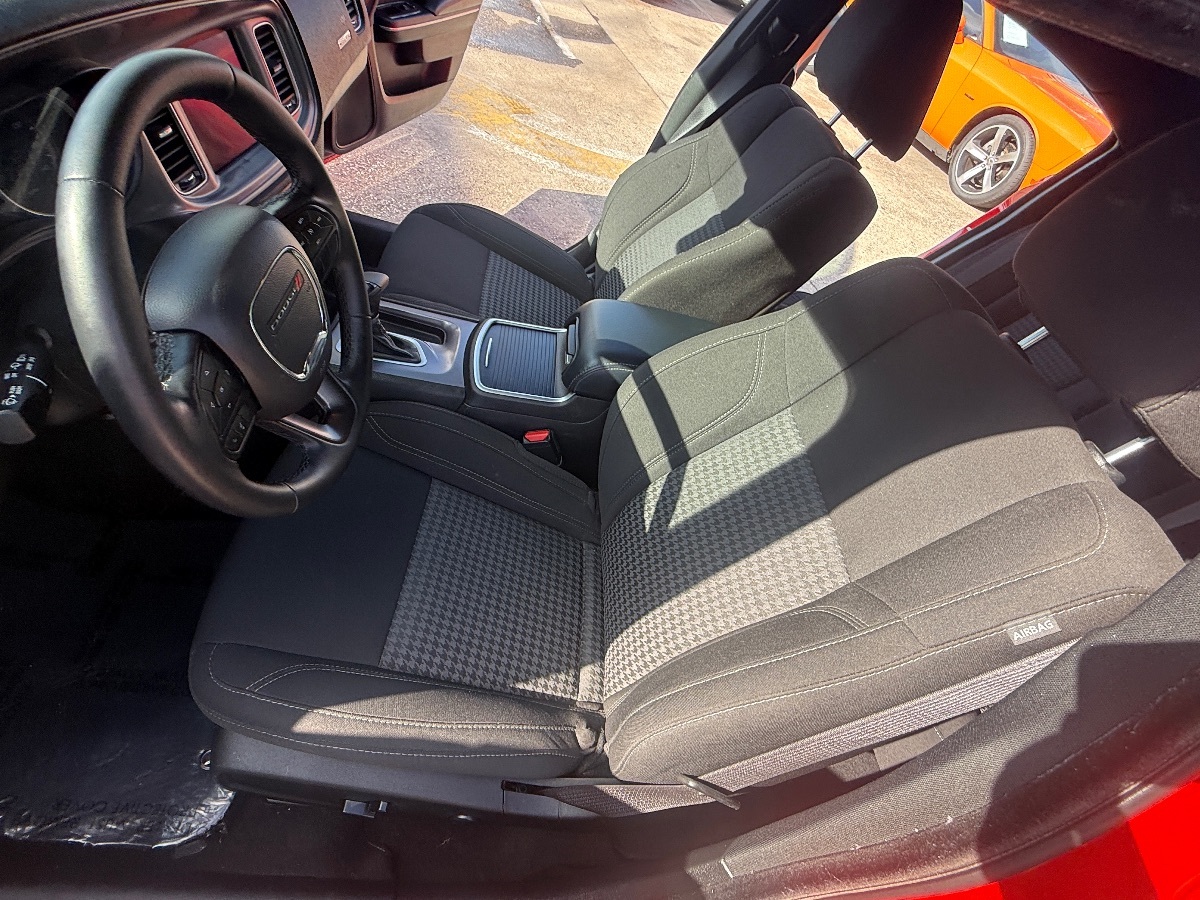 2023 Dodge Charger SXT photo 21