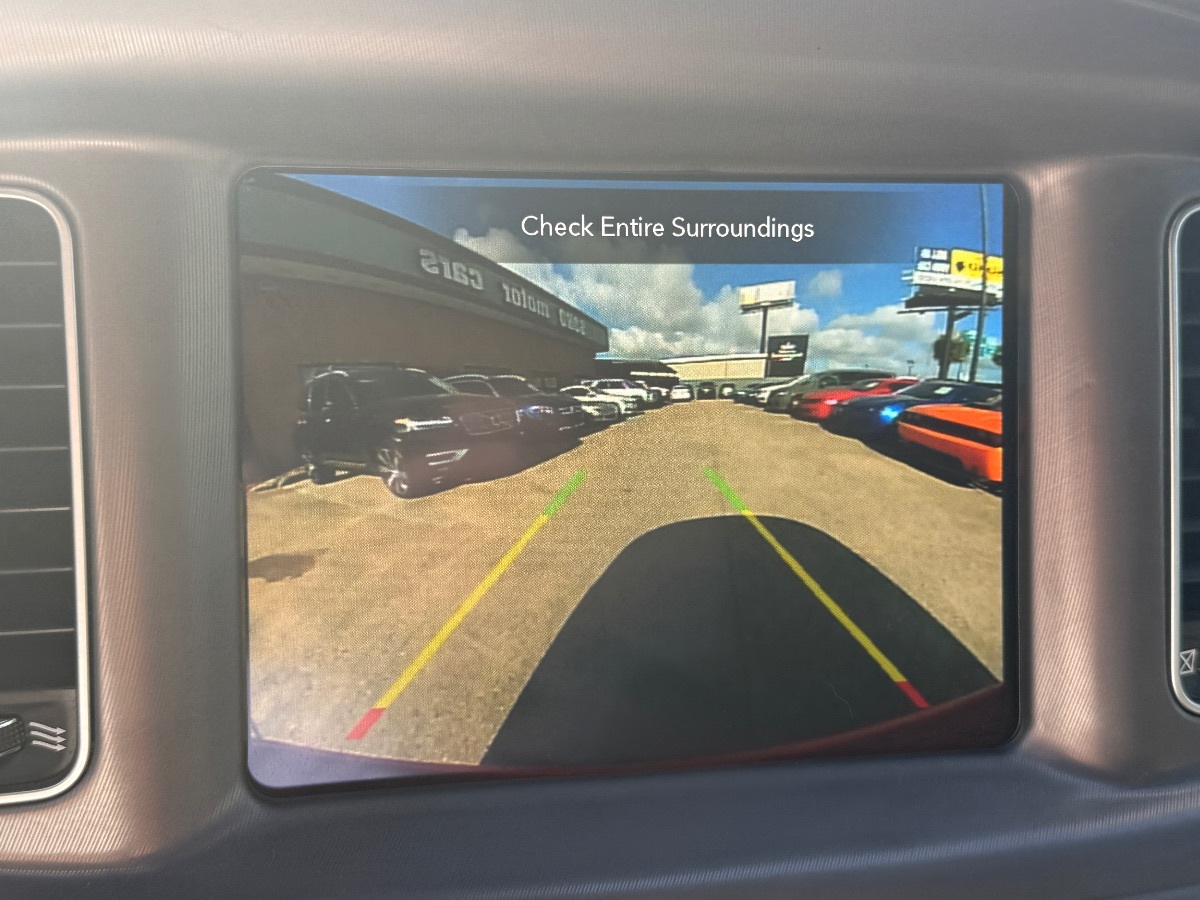 2023 Dodge Charger SXT photo 25