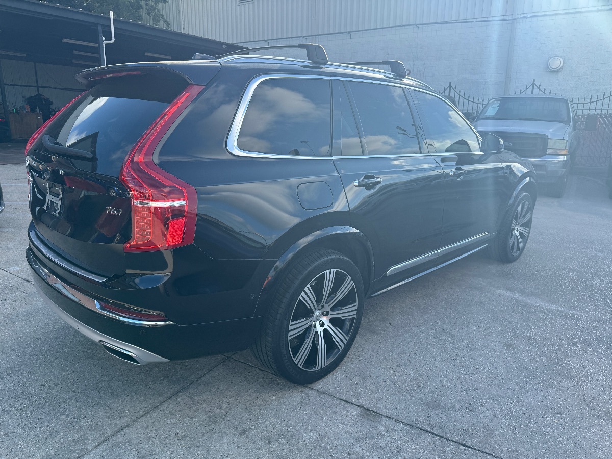 2021 Volvo XC90 T6 AWD Inscription photo 2